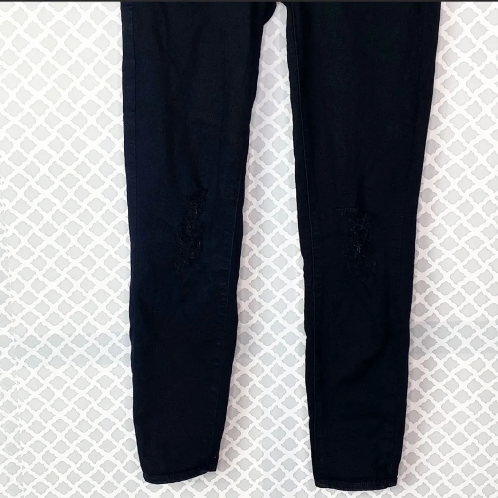 EUC Paige Dice Black Destructed Verdugo Ankle Jean - Picture 4 of 12